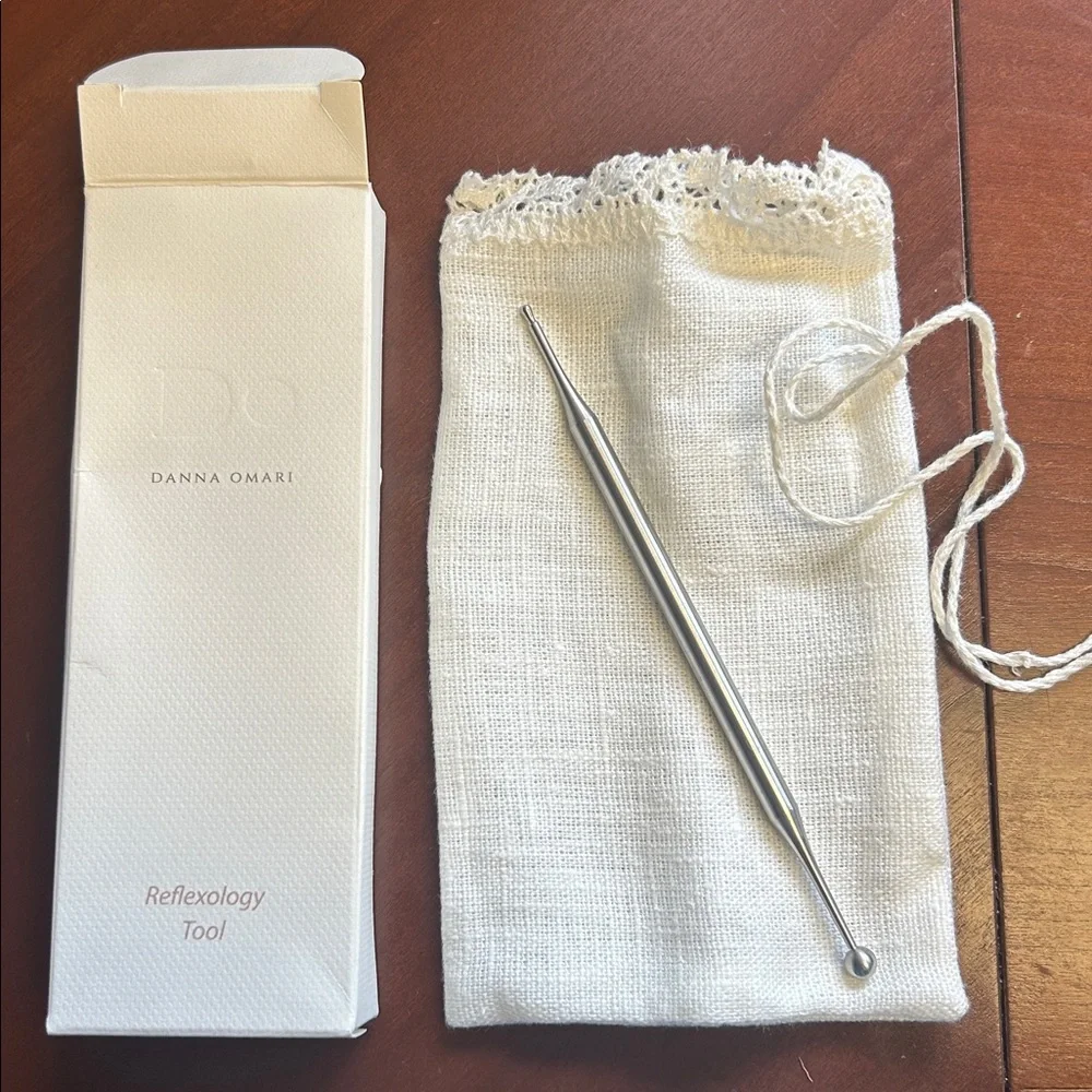 NIB Facial Reflexology Tool by Danna Omari - Picture 5 of 6